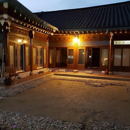 The Hanok Jeonju Εξωτερικό φωτογραφία
